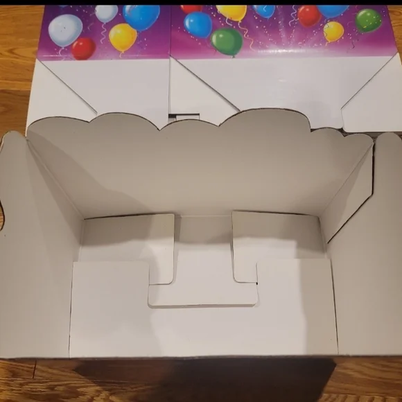 Colorful Party Favor Boxes - Picture 7 of 12